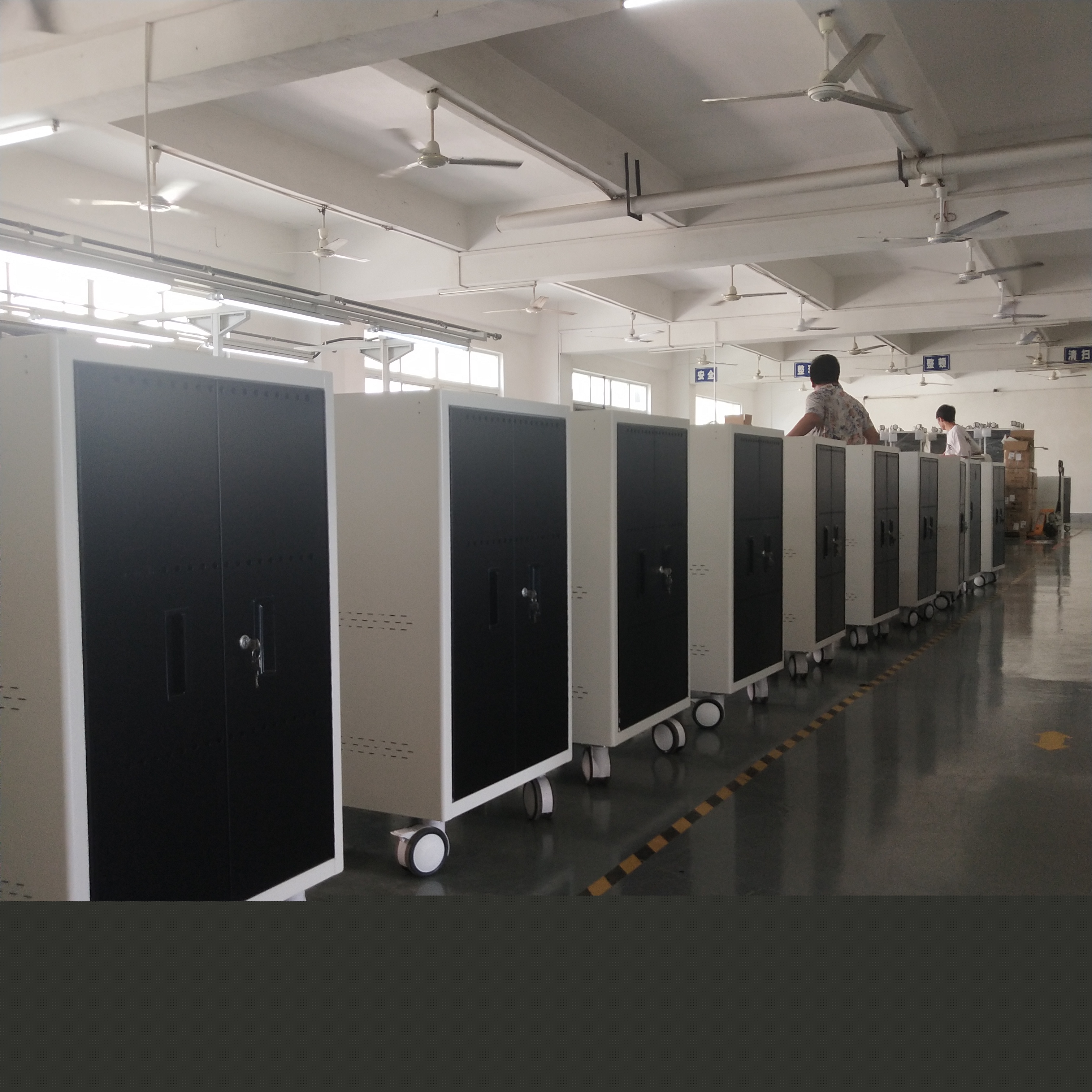 平板電腦充電柜